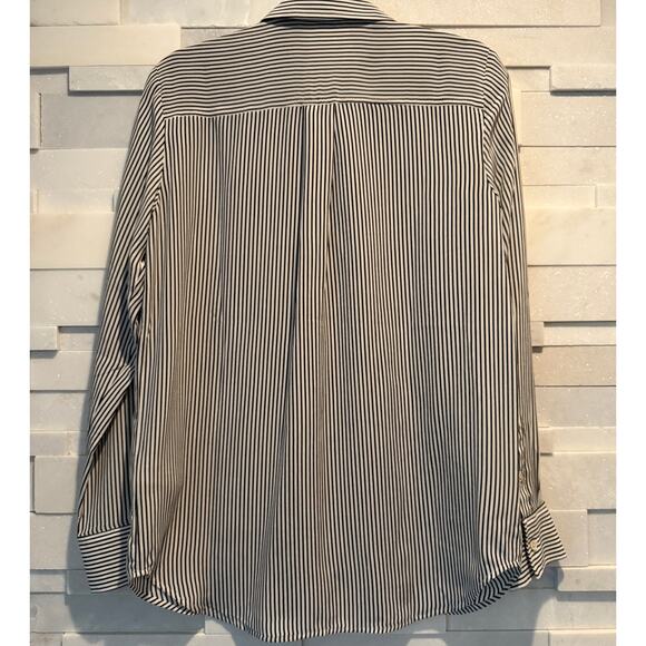 EVERLANE The Must-Have Shirt in 100% Washable Silk Black Micro-stripe 6 Preppy - Picture 4 of 8